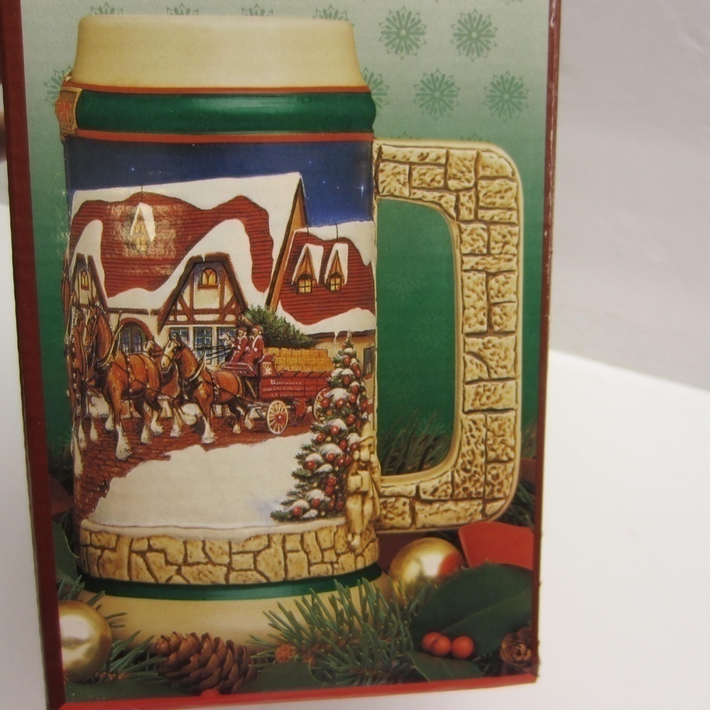 Vintage 1998 Budweiser‎ Holiday Stein Grant’s Farm Holiday
